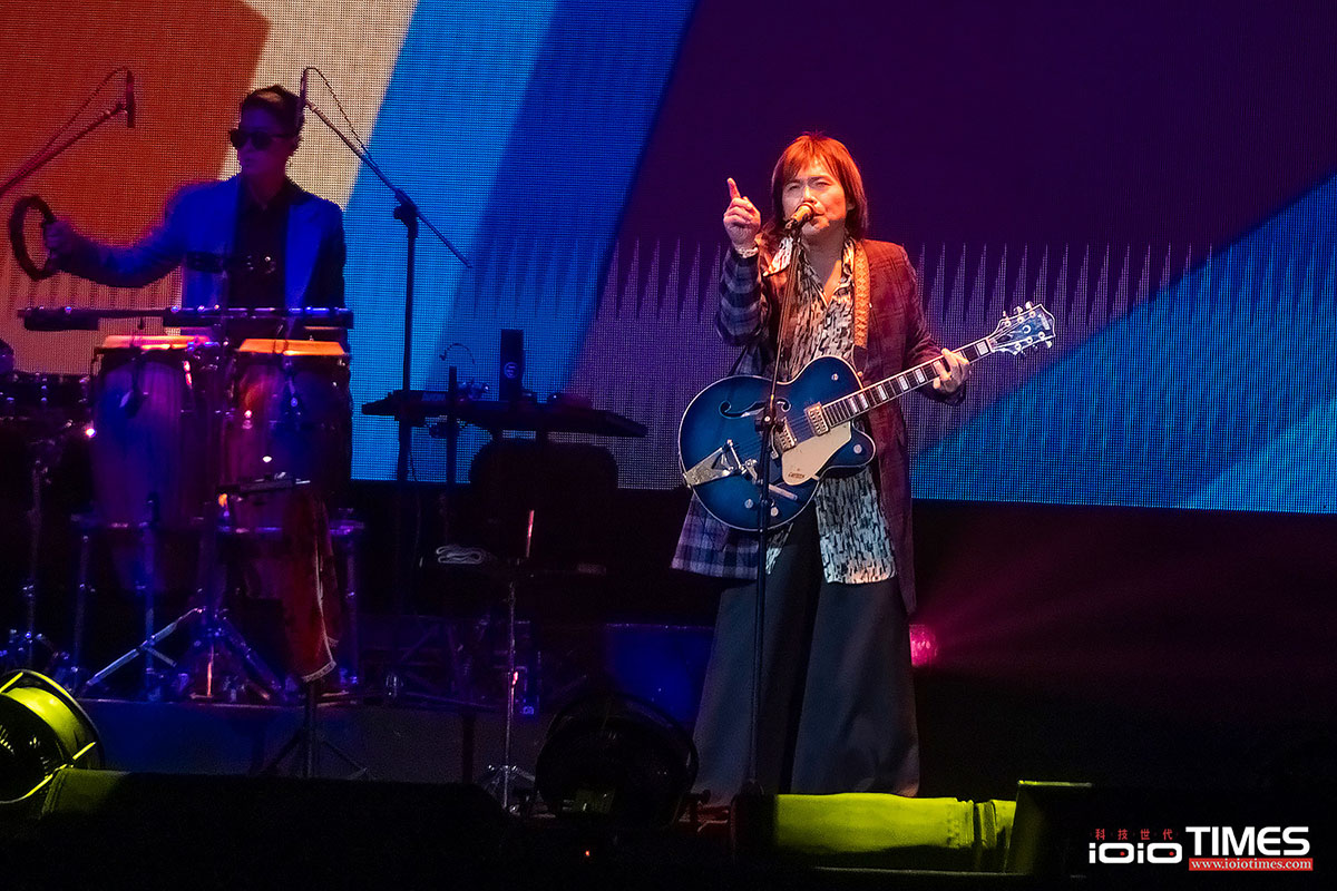 【現場直擊】伍佰「Rock Star」演唱會終登場,精典歌回憶殺,首首萬人大合唱 6 20220925 NEWS 1 12