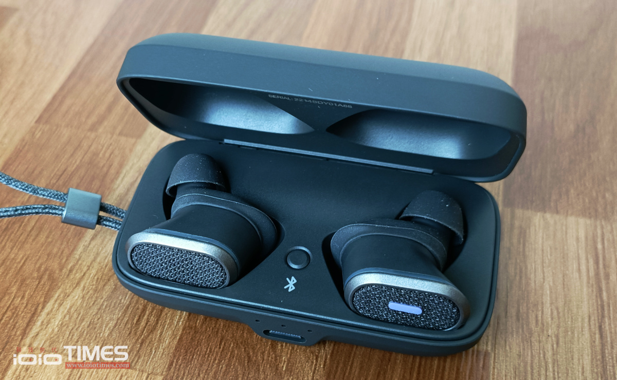 不只音樂、商務使用更顯卓越,Logitech Zone True Wireless真無線藍牙耳機開箱試玩 11 Logi zone 010
