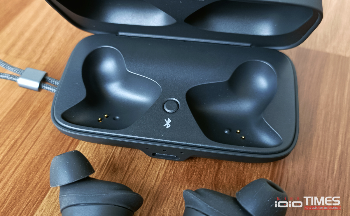 不只音樂、商務使用更顯卓越,Logitech Zone True Wireless真無線藍牙耳機開箱試玩 13 Logi zone 011 2