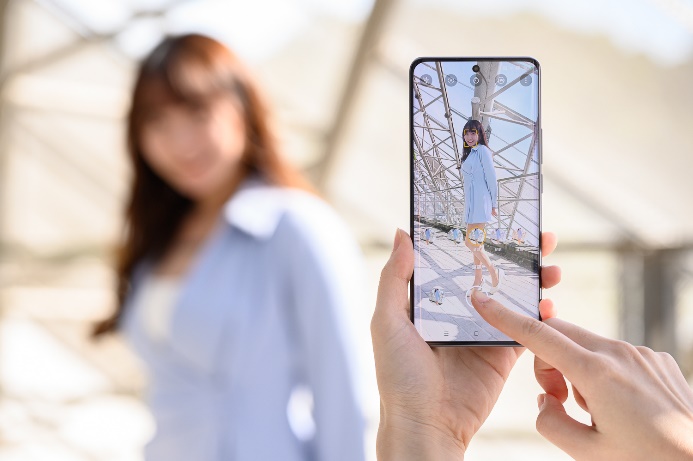 輕而易「曲」,同價位首款曲面螢幕realme 10 Pro+正式發表 6 20221222 realme10pro 04