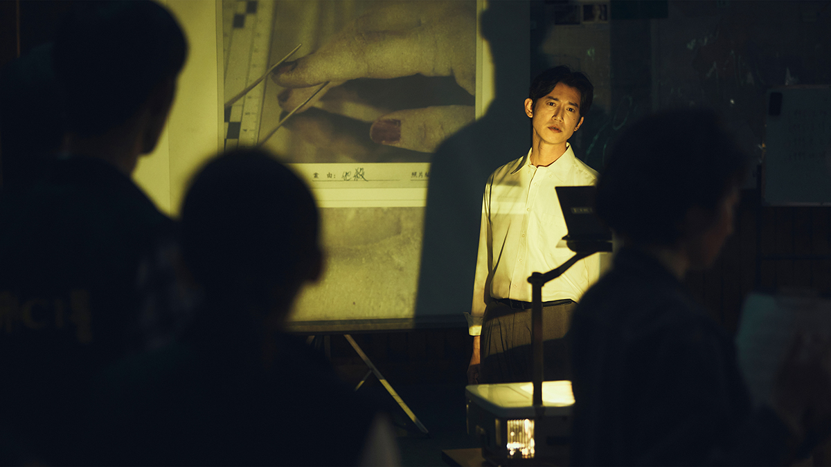 Netflix《模仿犯》吳慷仁詮釋偏執檢察官 詭異舉止讓他喊:超怪的! 5 20230116 NEWS 3 31