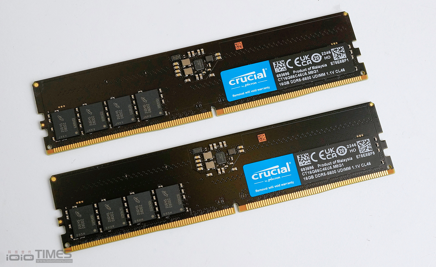 crucialddr55600 003