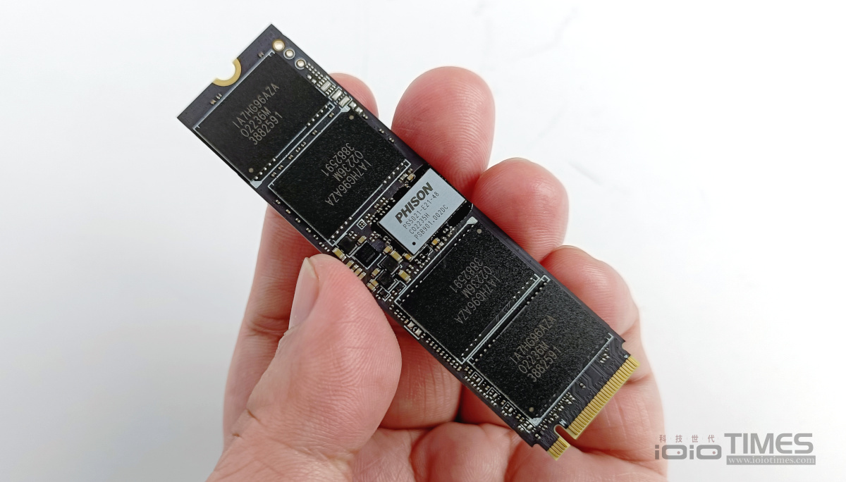 pnycs2241ssd 005