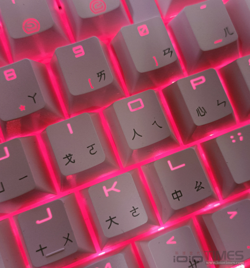 cherrymx3pink 019 1