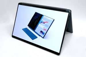 lenovoyoga9i 01