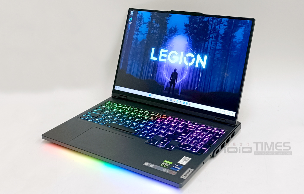 lenovolegionpro7i 002