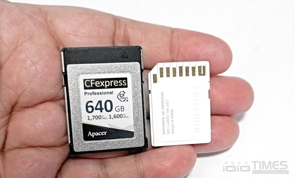 apacercfexpress640gb 020