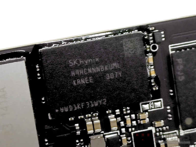 高速性能、唯快不破,Apacer AS2280F4 M.2 PCIe Gen5 x4 SSD 1TB搭載主動式散熱器開箱試用 18 apaceras2280f4gen5ssd 012 2