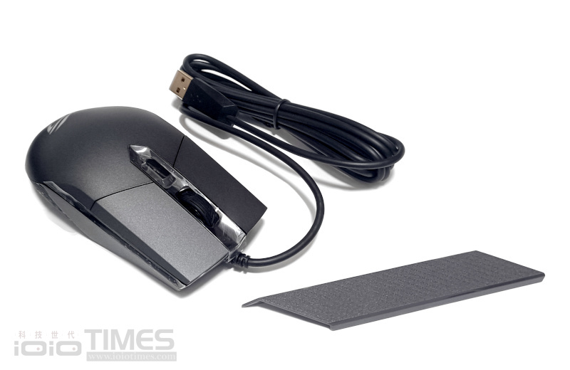 ROG Strix SCAR 18 (2024) 電競筆電機皇登場,雙頂規硬體配置、巔峰性能的代表之作 10 rogscar18 008 2