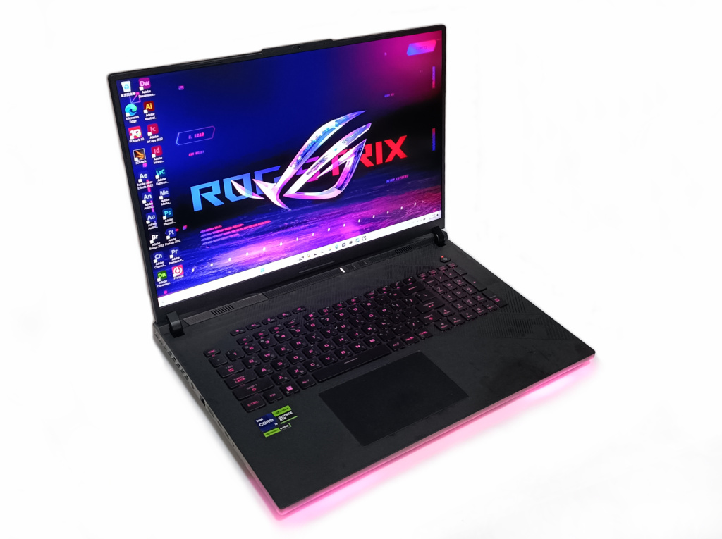 ROG Strix SCAR 18 (2024) 電競筆電機皇登場,雙頂規硬體配置、巔峰性能的代表之作 79 rogscar18 012 1