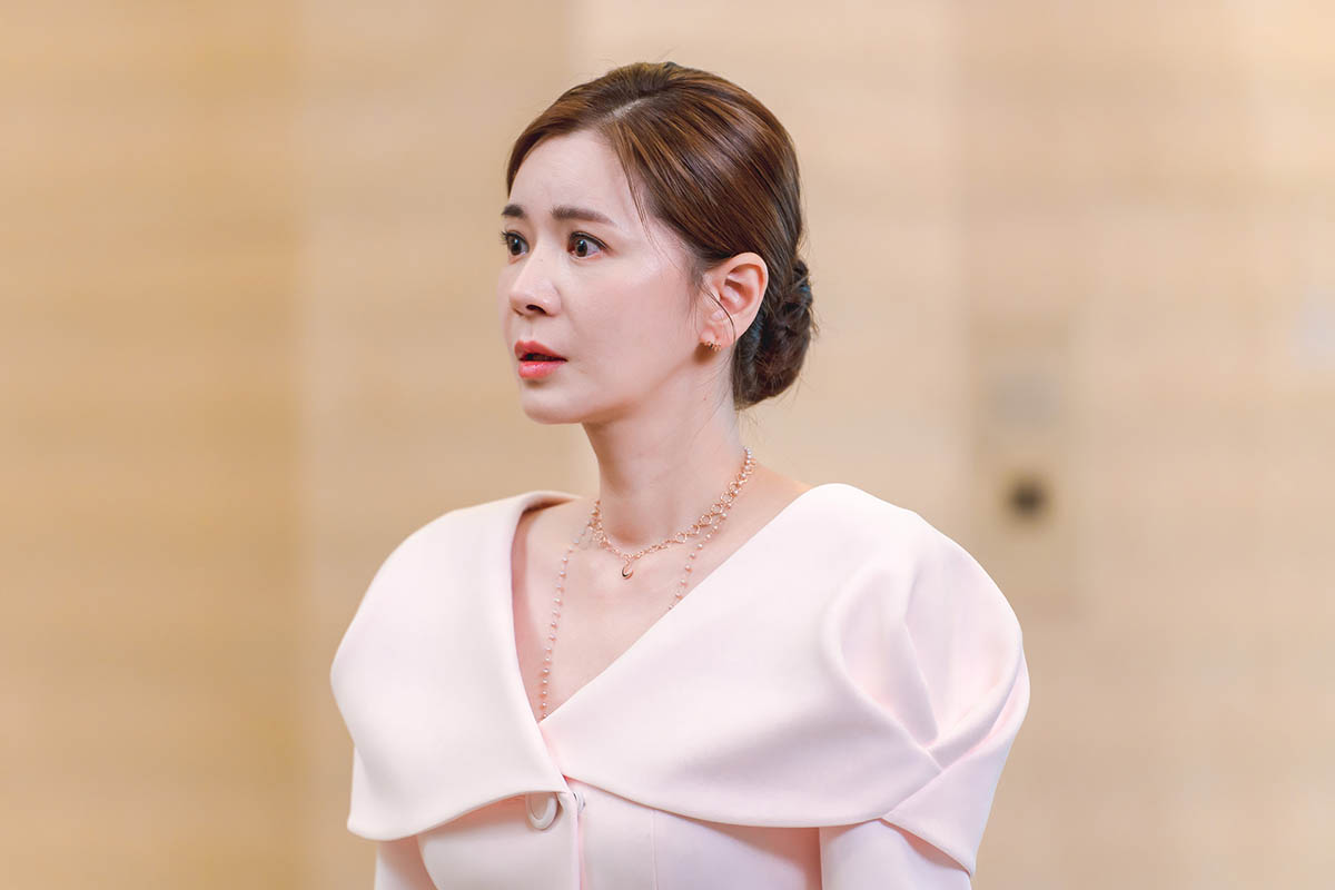 「復仇女王」張瑞希時隔5年華麗回歸《魔女的遊戲》魅力不減 1 20240401 NEWS 1 2