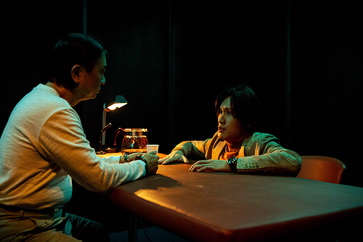 Netflix全球獨家華語影集《正港分局》邰智源、黃宣化身補教師徒,帶學生喊口號邪教感十足 3 20240815 NEWS 4 14