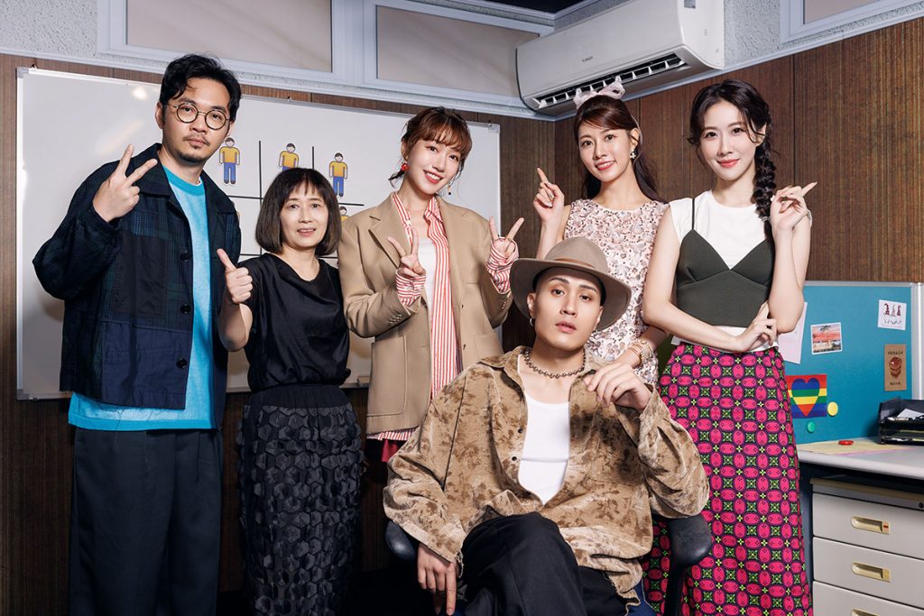Netflix全球獨家華語影集《正港分局》邀主演群體驗影集實境辦案戶外裝置,阿部瑪利亞大讚:「斯勾以!」 4 20240823 NEWS 1 4