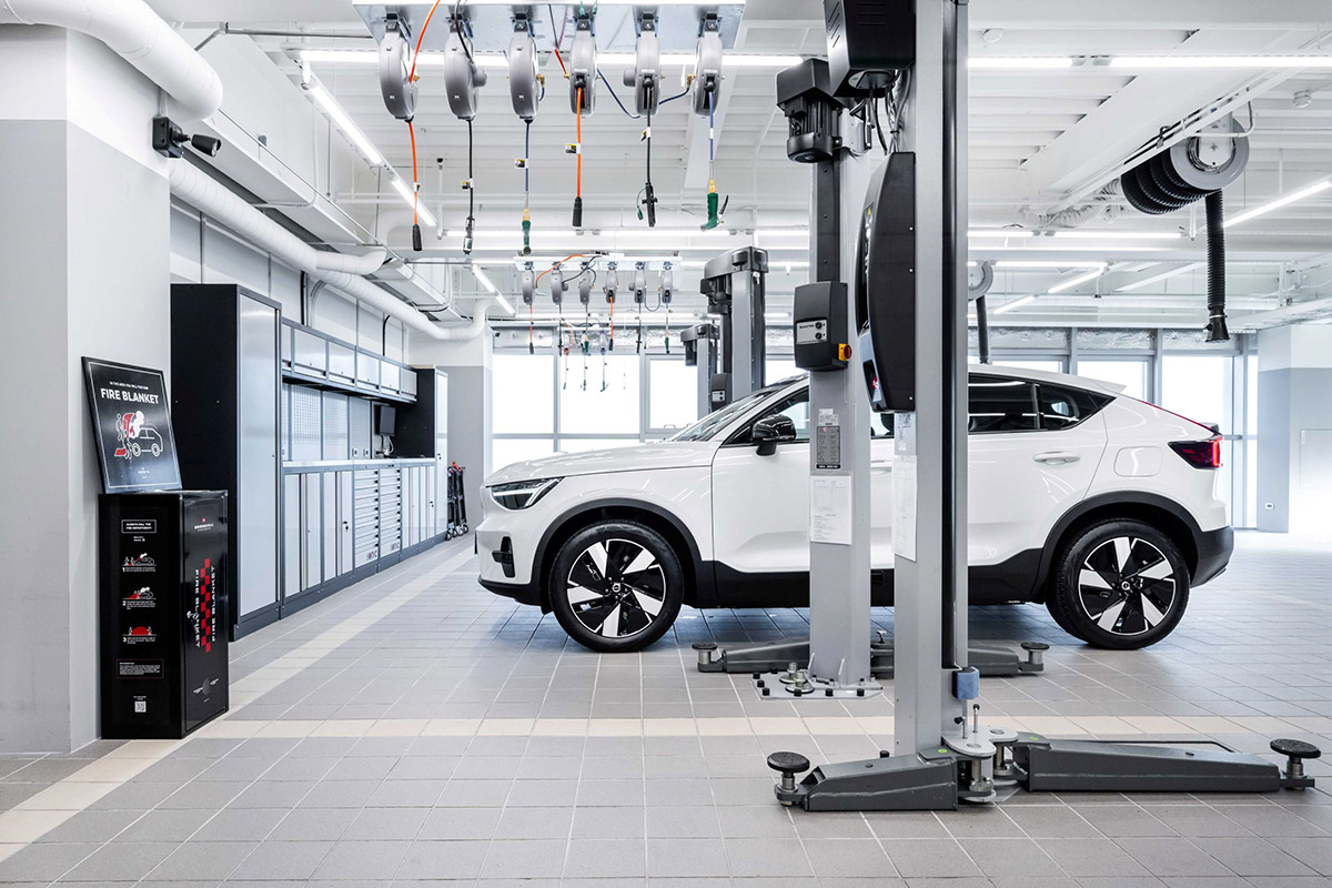 VOLVO台北濱江全新展示暨服務中心正式落成投入營運行列 2 20240914 NEWS 1 10