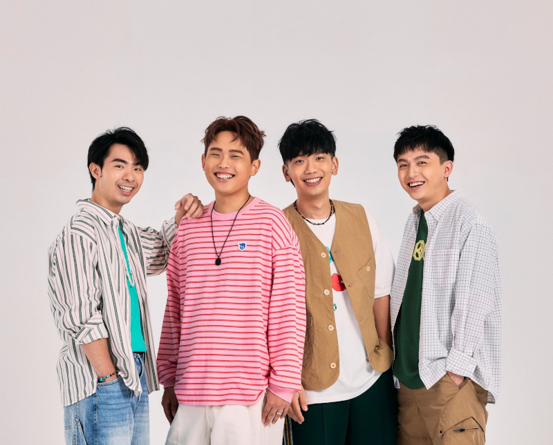 MOJOIN聯手理想混蛋、芒果醬推音樂跨域改編《看你聽的》第二彈,體驗升級!攜KKBOX「樂老」靈籤抽iPhone與哈哈台組熱血圓夢團開唱 6 20241218 mojoin06