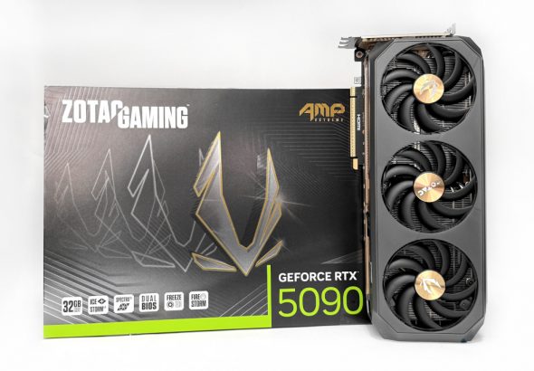 zotacrtx5090ampextreme 002