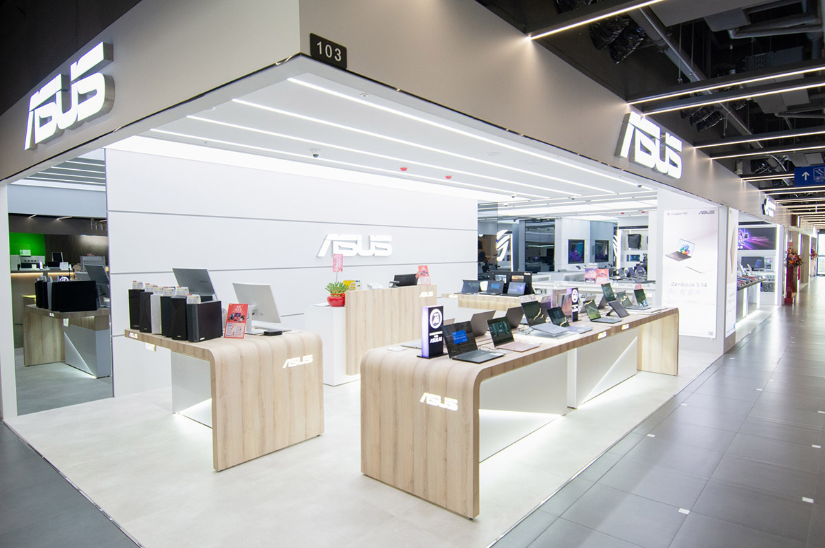 華碩高雄旗艦店慶開幕!ROG桌機/NUC新品搶先全台首發 2 20250516 NEWS 3 18