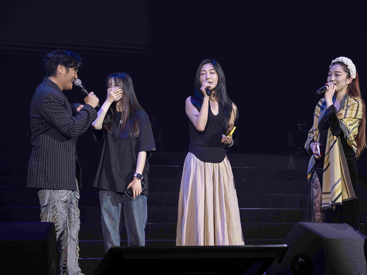 曹格《CRAZY FOR LIVE》澳門唱響第10場 聽到歌迷尖叫就瘋狂 內斂I人瞬間變熱情E人 4 20250519 NEWS 3 10 1