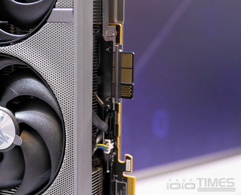 《Computex 2025展場巡禮》SAPPHIRE藍寶科技 8 computex2025 sapphire 008 2