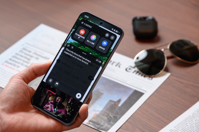 OPPO Reno14系列輕旗艦風格之冠!絢彩人魚美學設計、全新升級OPPO AI賦能影像創作#怎麼拍都型 8 20250625 opporeno1406