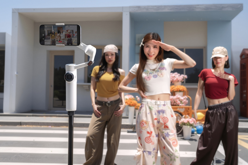 Insta360推出全新手機穩定器Flow 2,智慧追蹤、折疊設計與續航全面升級,化身日常拍攝神隊友 3 20250628 insta360 03