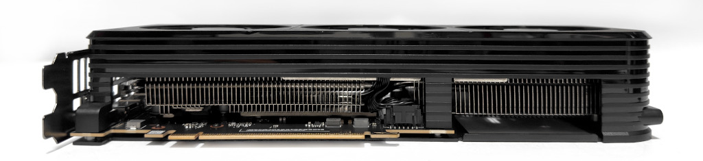 ASUS PRIME GeForce RTX 5060 O8G開箱試用,平價與性能兼顧的絕妙選擇 12 asusprimertx5060o8g 010 1