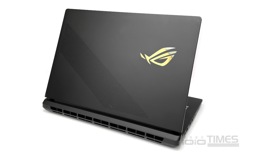 asusrogstrixscar182025 009 1