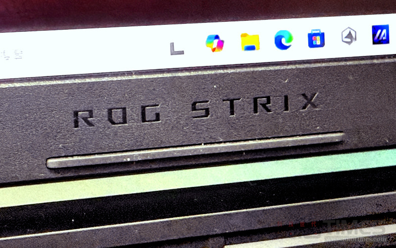 asusrogstrixscar182025 015 1