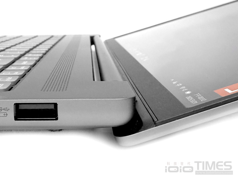 Lenovo IdeaPad Pro 5 16IAH10開箱試用,搭載Intel Core Ultra 7 255H與2.8K PureSight OLED 4 lenovoideapadpro5i16iah10 011 3