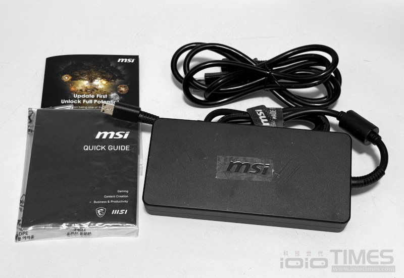 龍魂覺醒!MSI Raider 18 HX AI A2XWIG電競筆電開箱試用,搭載RTX 5080 GPU、提供強大遊戲效能 5 msiraider18hxaia2xwig 012 3