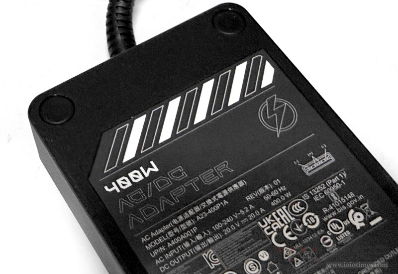 龍魂覺醒!MSI Raider 18 HX AI A2XWIG電競筆電開箱試用,搭載RTX 5080 GPU、提供強大遊戲效能 6 msiraider18hxaia2xwig 012 4