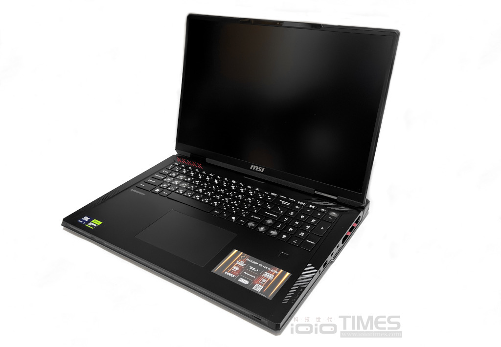 龍魂覺醒!MSI Raider 18 HX AI A2XWIG電競筆電開箱試用,搭載RTX 5080 GPU、提供強大遊戲效能 8 msiraider18hxaia2xwig 014