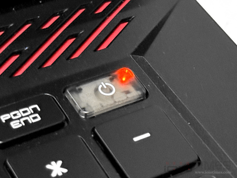 龍魂覺醒!MSI Raider 18 HX AI A2XWIG電競筆電開箱試用,搭載RTX 5080 GPU、提供強大遊戲效能 16 msiraider18hxaia2xwig 022 8