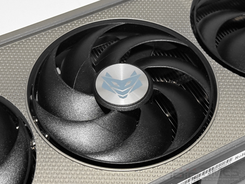 SAPPHIRE NITRO+ AMD Radeon RX 9060 XT 16GB開箱試用,超平價入門旗艦、對比8GB版本性能更顯優異 19 sapphirenitrorx9060xt16gb 017 1