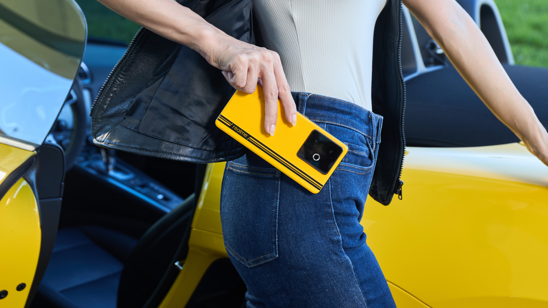 賽道精神再啟!realme GT 7T疾速黃7月4日開賣,早鳥購機享最高NT$11,750好禮、登錄再搶《鬼滅之刃》雙人電影票 1 20250704 realme01
