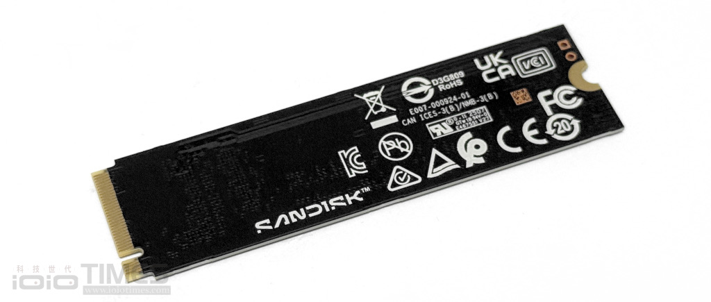 wdsn8100ssd2tb 020