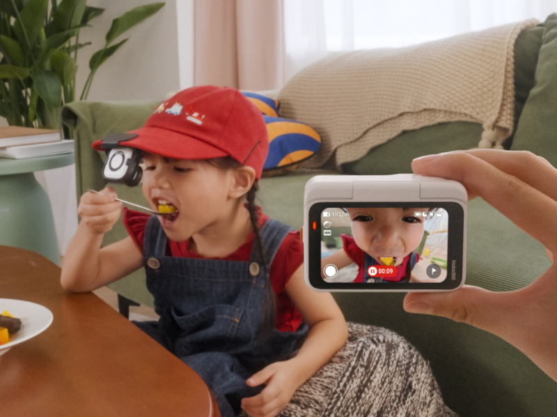 Insta360 GO Ultra隆重在台登場,輕巧便攜與旗艦規格兼備、重新定義口袋級相機體驗 4 20250821 insta360 03 2