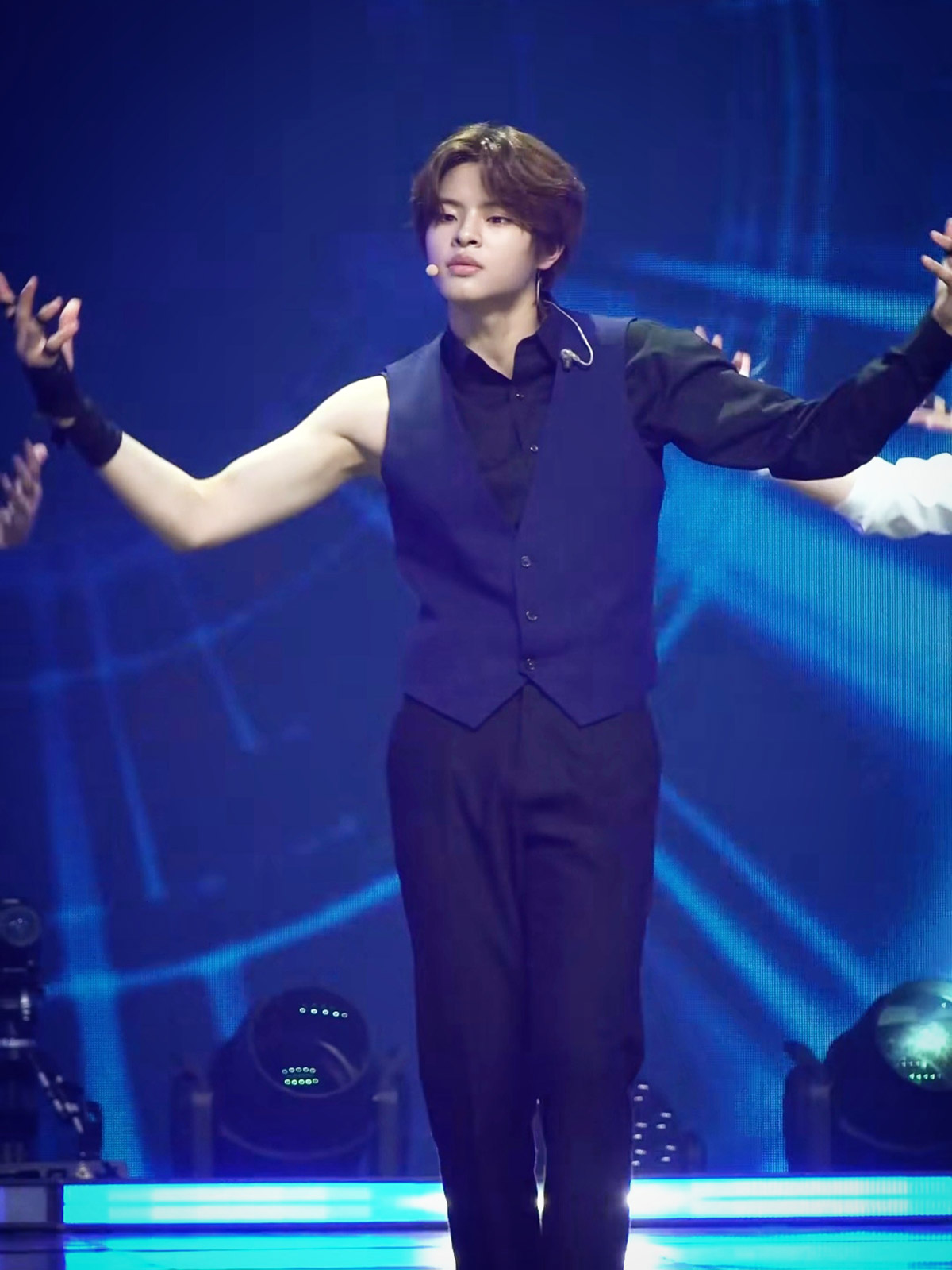 250250806 NEWS 3 8