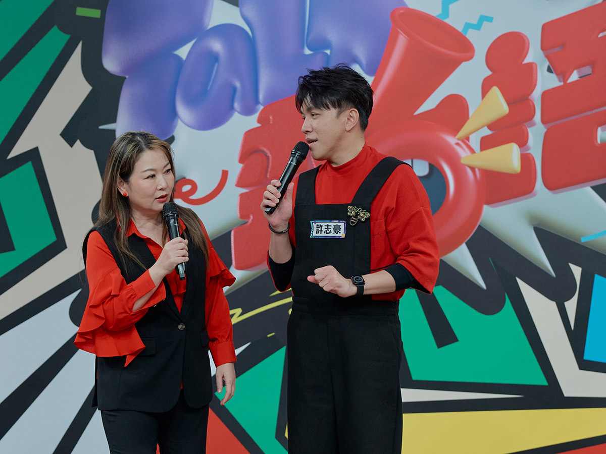 《Talk Talk秀台語》張秀卿許志豪「情侶裝」登場!認識20年首度螢光幕同框主持!「辣妹駕到」秘辛大揭秘! 6 20250903 NEWS 1 9