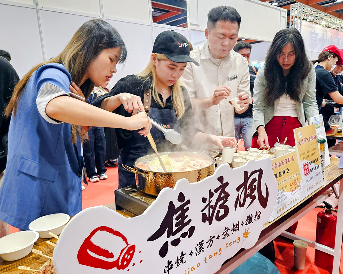 焦糖楓加盟展大玩創意!乳香漢方串串鍋驚艷鮮乳火鍋祭 3 20250921 NEWS 5 30