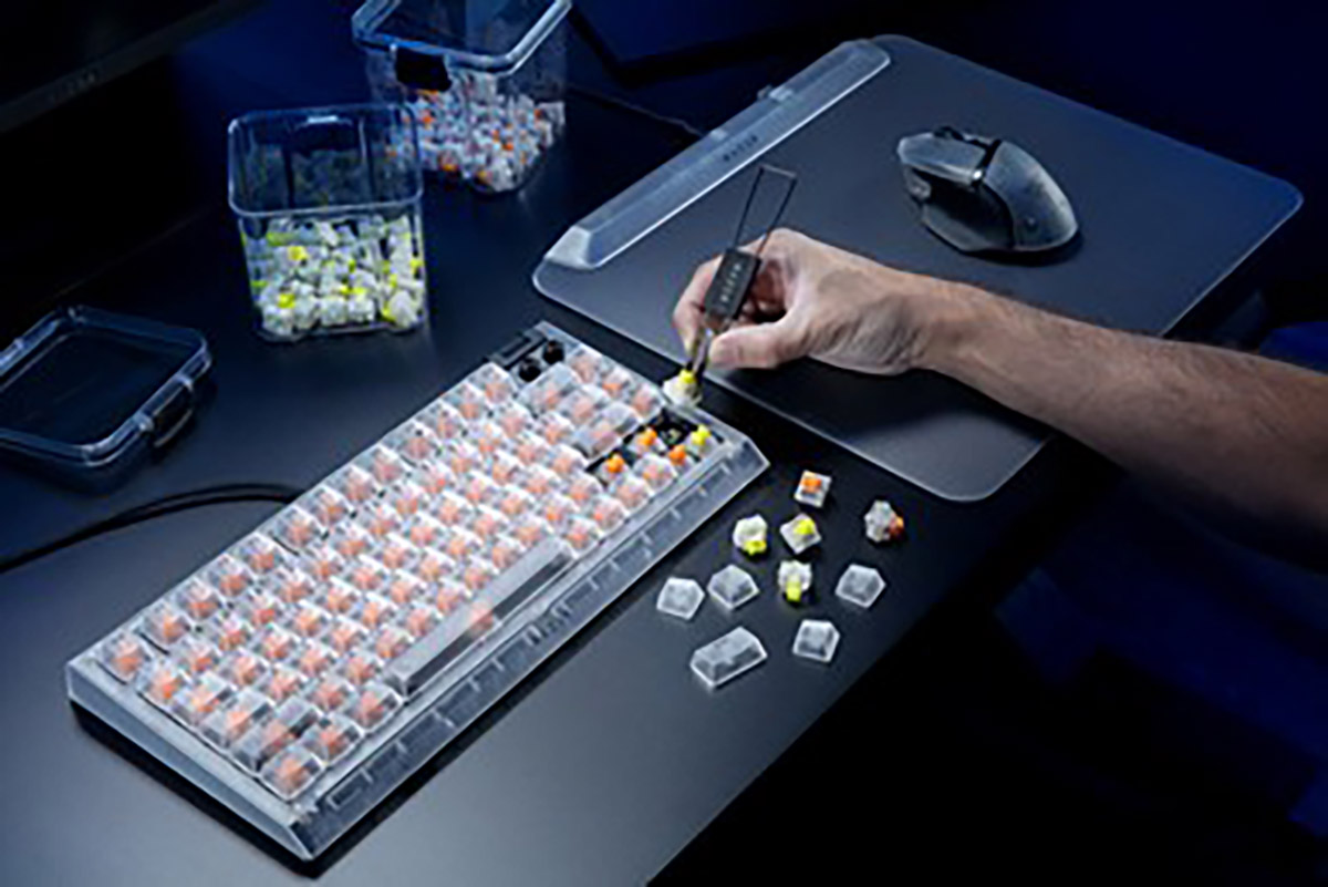 復古潮流x現代設計:Razer Phantom White亮眼登場 3 20251020 NEWS 3 43