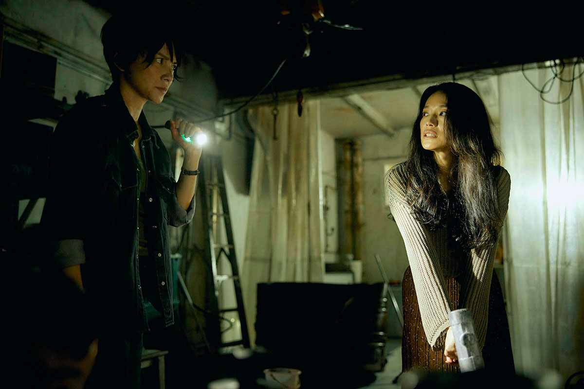 Netflix《回魂計》幕後花絮〈製作揭秘〉曝光,動作戲、場景打造全揭密 5 20251023 NEWS 7 13