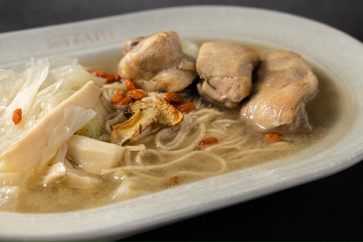 雙11最療癒補給組合!暖薑香氣、鮮甜海味都上桌,焦糖楓大生蠔配日日好食暖薑麵、小資族也有大幸福 2 20251029 NEWS 3 5