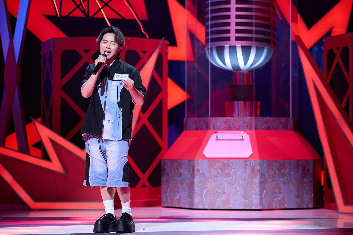 《Talk Talk秀台語》陳孟賢連兩週競賽,化身八點檔惡女「公車萍」 4 20251030 NEWS 1 2 1