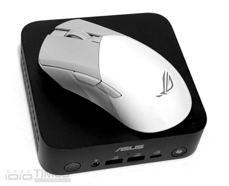 ASUS ExpertCenter PN54開箱試用,搭載AMD Ryzen AI 7 350的迷你Copilot+ PC、日常運算需求一機搞定 15 asusexpertcenterpn54 025 2