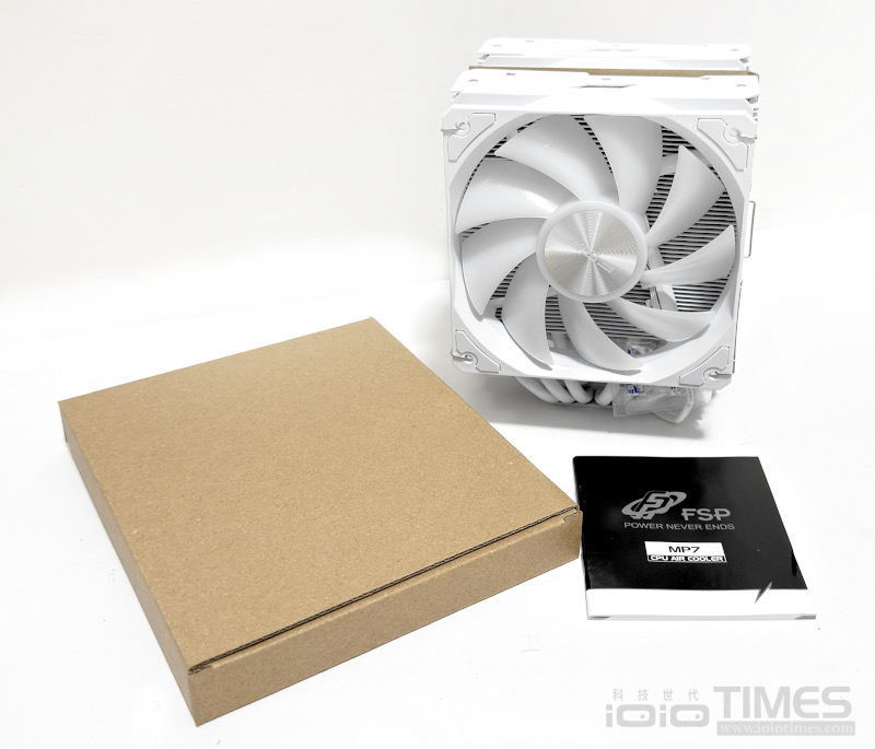 FSP MP7/NP5 WHITE ARGB Cooler開箱試用,純白體驗與亮眼燈效一次滿足! 18 fspmp7np5whiteargbcooler 024