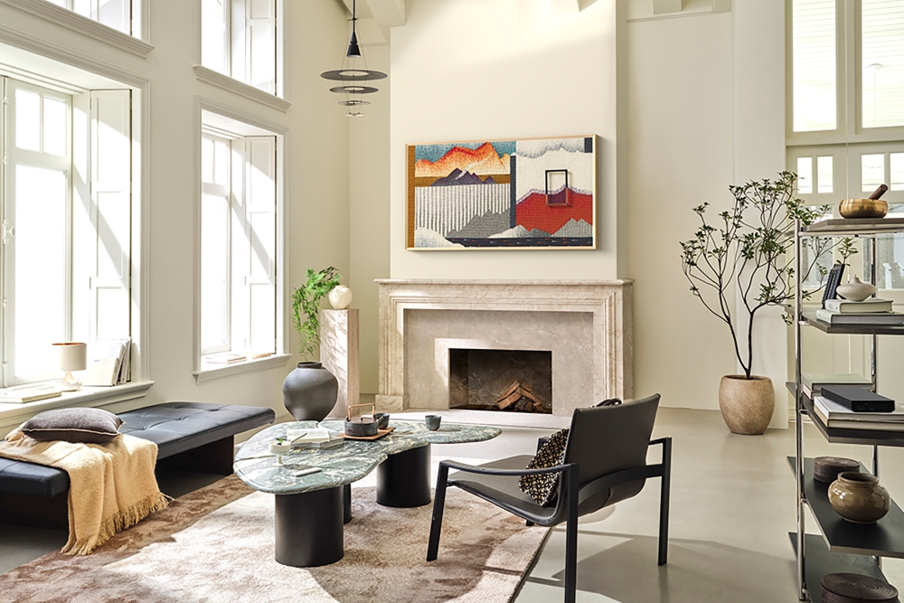 防彈少年團(BTS)成員RM攜手三星推出短片,展現透過三星Art TV居家欣賞藝術的樂趣 2 20251104 samsung02