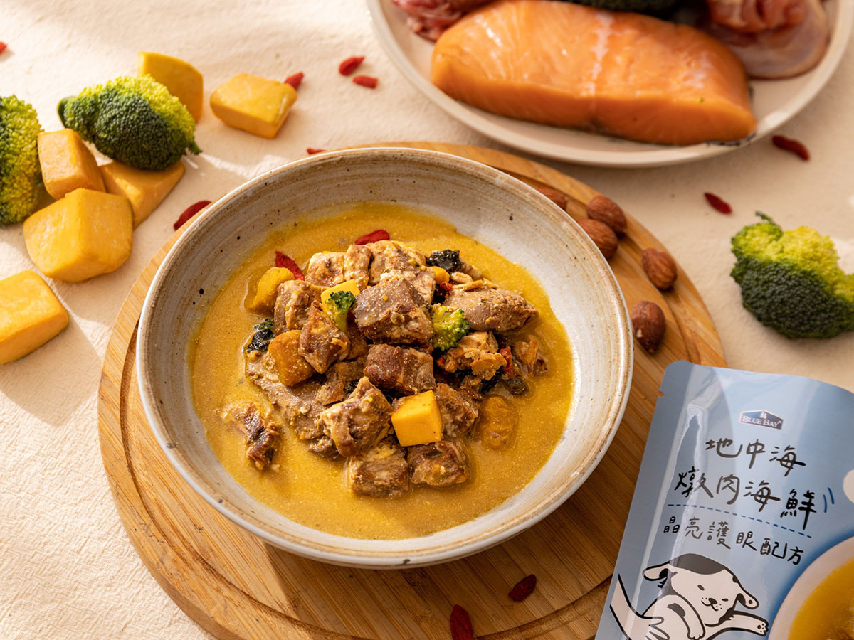 台毛孩逾25%高齡半數肥胖雙危機,愛牠別再憑感覺! 倍力「毛孩餵食計算機」助控管 2 20251122 NEWS 1 24