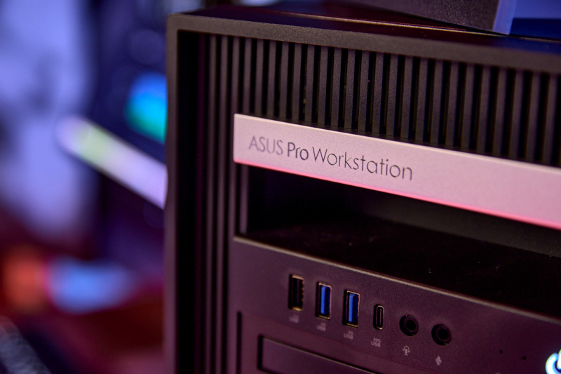 20251128 asusproart06