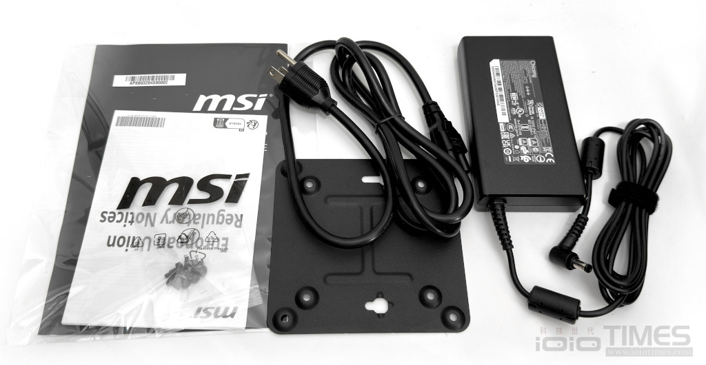 MSI Cubi Z AI 8M開箱試用,迷你小巧、最佳化IT商務AI PC解決方案 9 msicubizai8m 013